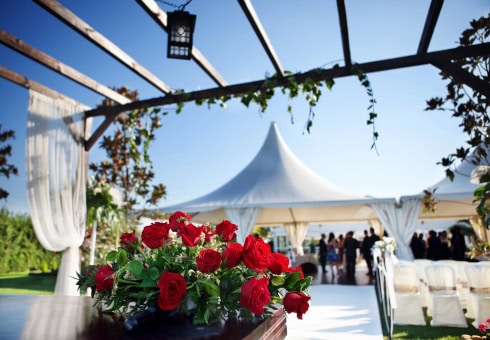 portable restrooms for weddings